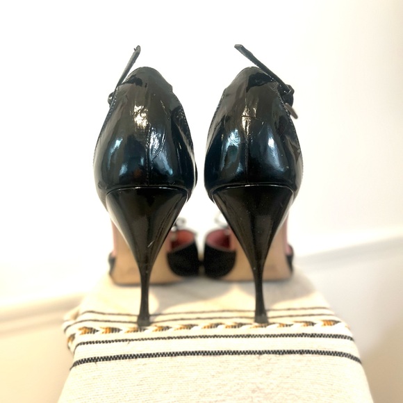 Patent leather Miu Miu kitten heeled T-strapped spectator pumps - Picture 2 of 11